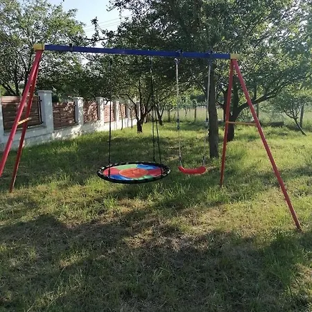 Wellrest Nature Vendeghaz Апартаменты *